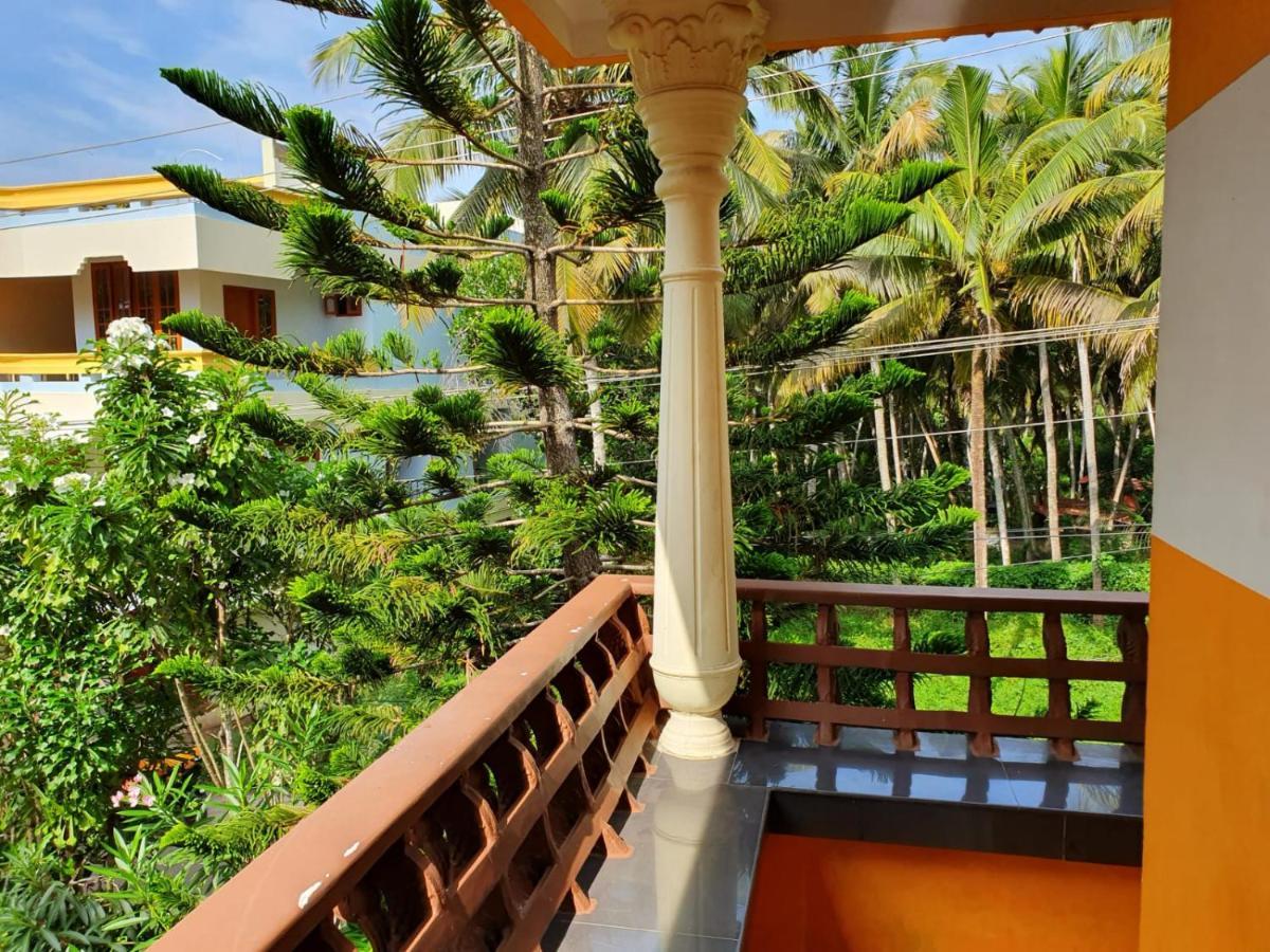 Апартаменти Thriphala Ayurveda Yogashram Thiruvananthapuram Екстер'єр фото